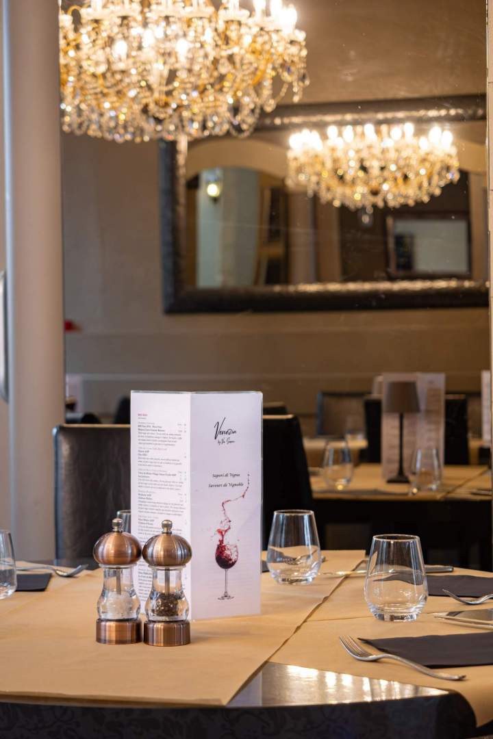 Cadre intérieur du restaurant Arras